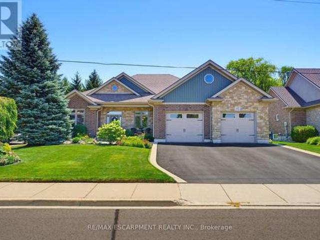 60 Donjon Boulevard, Norfolk, ON, N0A 1N7 house for sale | Listing ID X13604 | Royal LePage