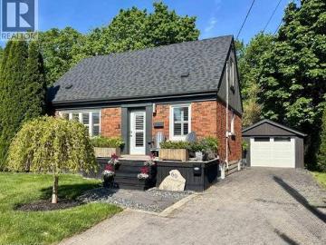 Hamilton, Ontario, Ontario - Garden