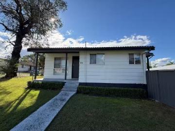 60 Gorokan Drive, Lake Haven, NSW 2263 House for Rent