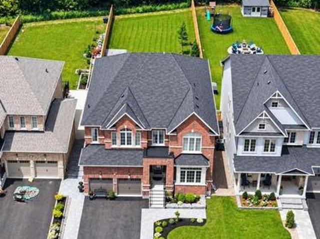 60 Hennessey Crescent, Kawartha Lakes Lindsay, ON, K9V 0P3 house for sale | Listing ID X13786 | Royal LePage
