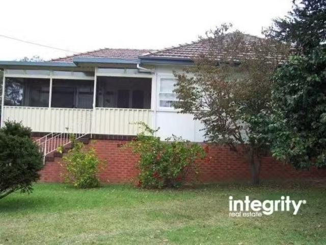 60 Illaroo Road, North Nowra House for rent Listed by Christo.