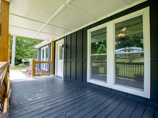 60 Knob Avenue