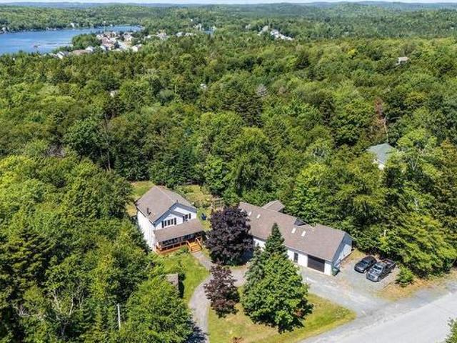 60 Lylewood Drive, Middle Sackville, NS, B4E 3B1 house for sale | Listing ID 202620 | Royal LePage