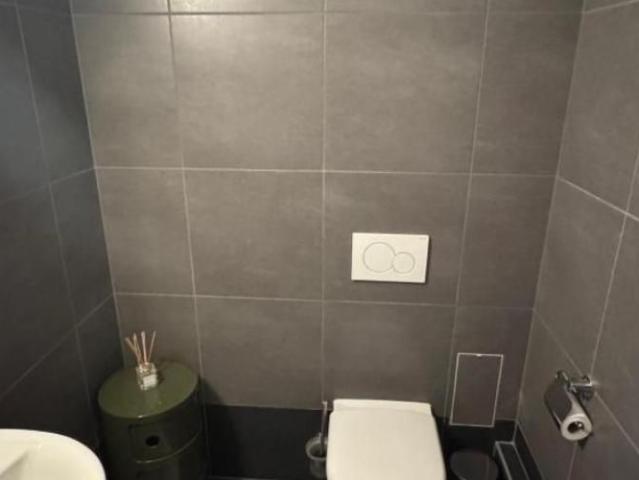 60 m², 1. Stock