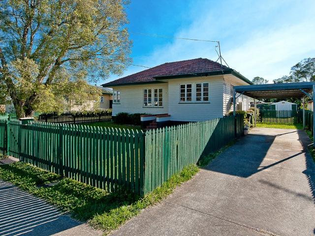 60 McConaghy Street, MITCHELTON, QLD 4053