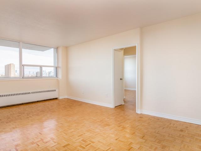 60 Mountview Ave. Two Bedroom Apartment Apartment for Rent