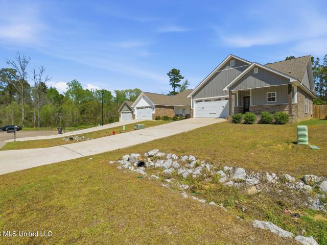 60 N Barnes Field Drive