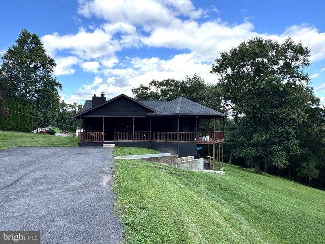 60 N Ridgley Ave, Lewistown, PA 17044