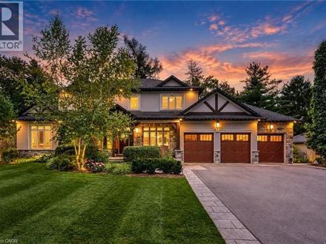 60 Parker Avenue, Ancaster, ON, L9G 1A7 Luxury House for sale | Listing ID 40864 | Royal LePage Carriage Trade Luxury Properties
