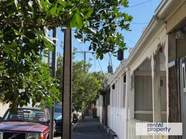 60A Corryton Street, Adelaide House for rent Listed by Georgi.