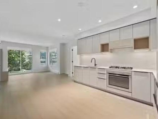 60X 2015 St Johns Street, Port Moody, BC, V3H 0N5 lease for.