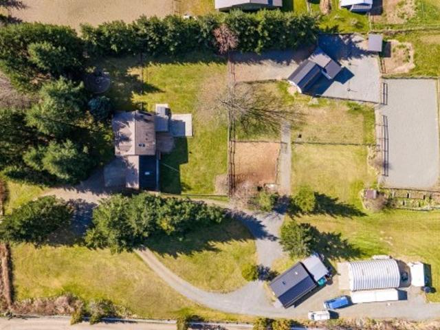6104 Ledingham Rd, Courtenay, BC, V9J 1M9 house for sale | Listing ID 1042 | Royal LePage