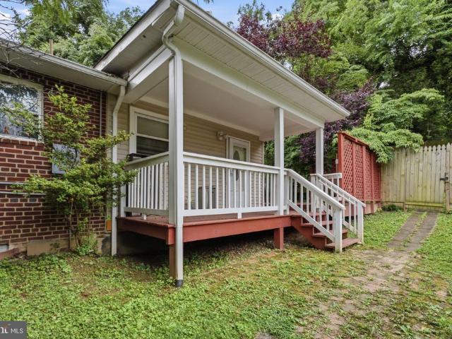 6105 Munson Hill Road