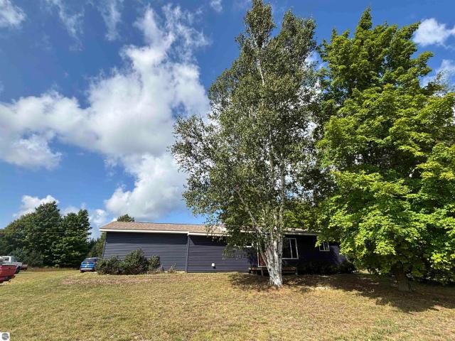6105 Meyers Road