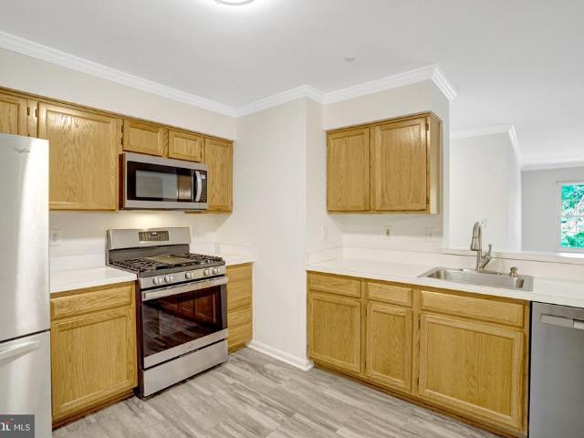 6107 Wigmore Lane # G
