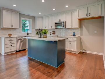 6109 Caleb Ct Court