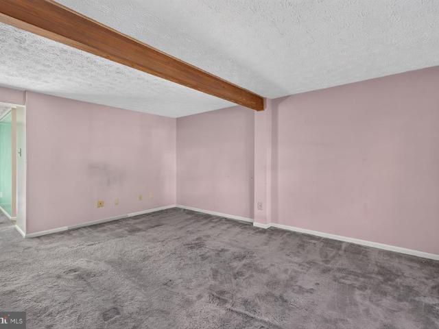 6109 Gardenia Court