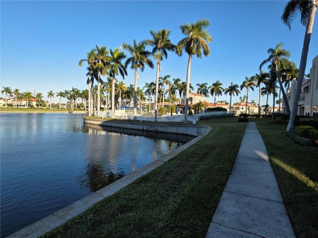 6100 Bahia Del Mar Circle Unit 101, St Petersburg, US, FL