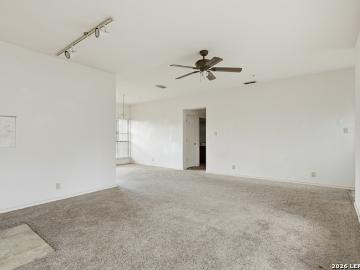 6100 Woodlake Pkwy, Unit 605