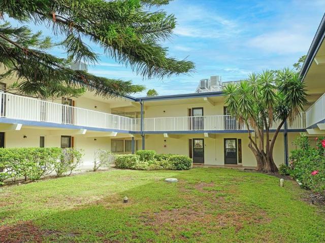 6100 12th St S, Unit 220, St. Petersburg, FL 33705 | MLS #A4691