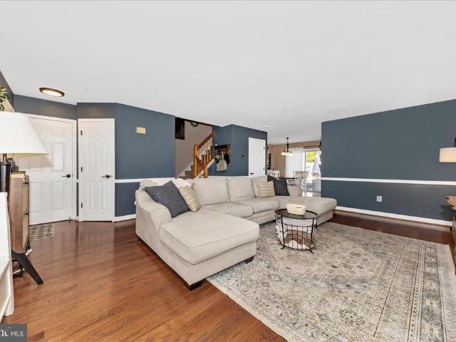 6101 Baldridge Terrace