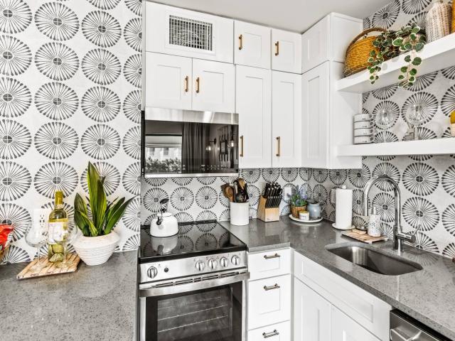 6102 Seawall Boulevard 189