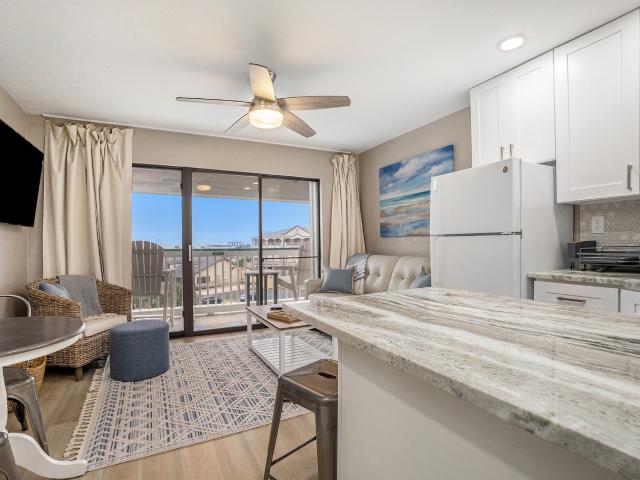 6102 Seawall Boulevard 390