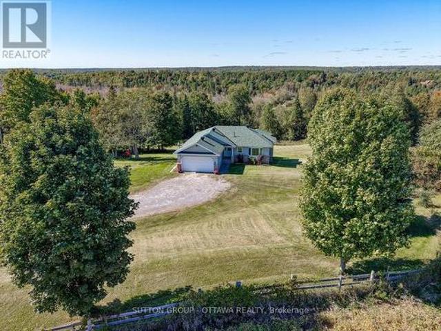 610 3Rd Concession Dalhousie Concession, Lanark Highlands, ON, K0G 1K0 house for sale | Listing ID X13820 | Royal LePage