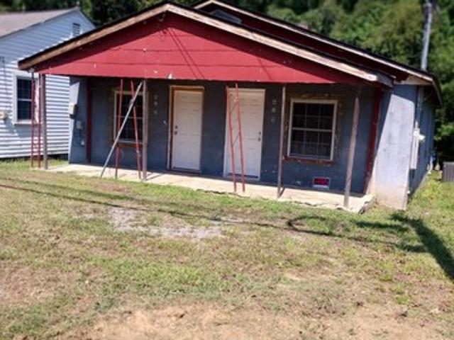 610 612 S 2nd St, Pinetops, NC 27864