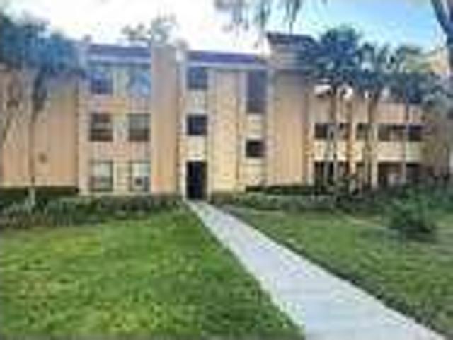 610 Cranes Way #302, Altamonte Springs, FL 32701