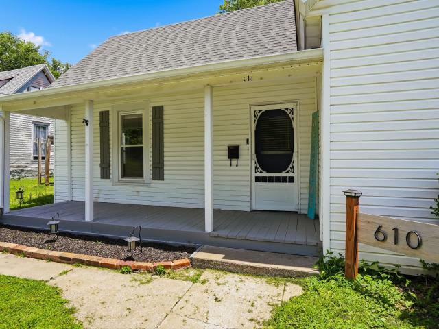 610 grand ave
