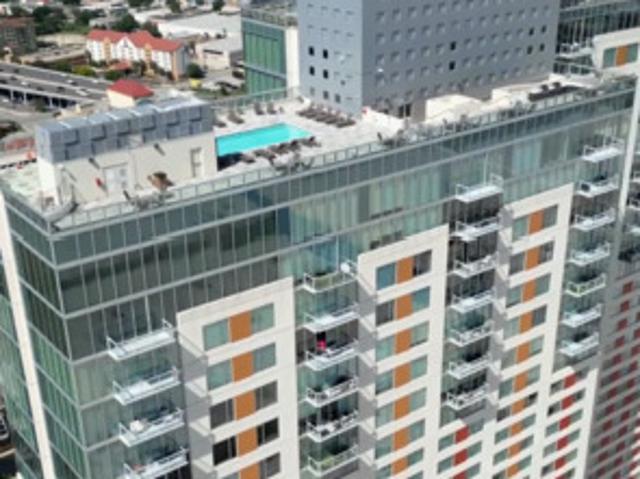 610 E Market St, Unit 2803