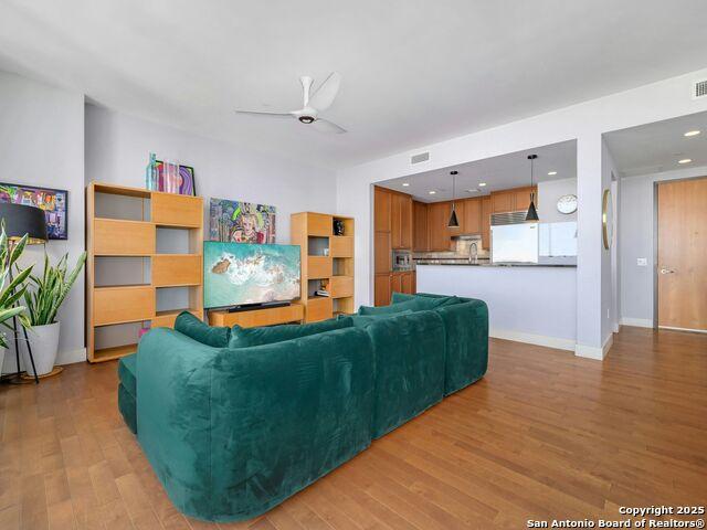 610 E Market St, Unit 2816