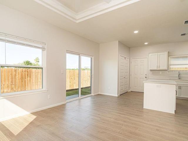 610 Mountain Drive 4