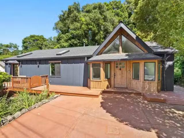 610 NESTORA AVE, APTOS, CA 95003