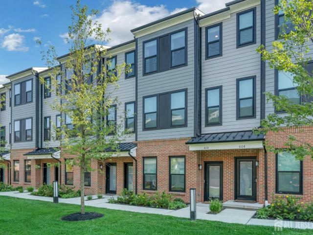 610 Sadie Circle, New Brunswick, US, NJ