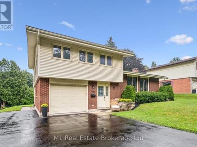 610 St David Street S, Centre Wellington Fergus, ON, N1M 2L9 house for sale | Listing ID X13735 | Royal LePage