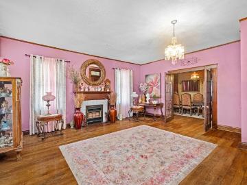 610 W Center Avenue
