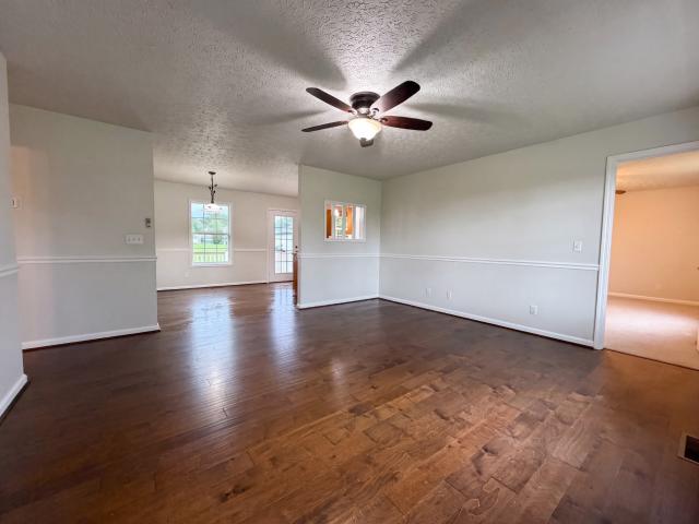 610 W Harper Rd