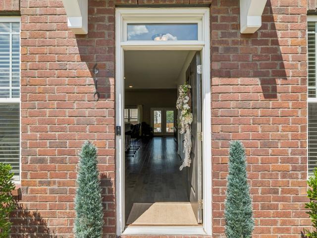 610 Whirlaway Dr
