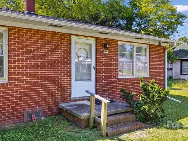 610 Union Cemetery Road SW