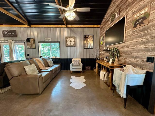 6115 St Rd 45