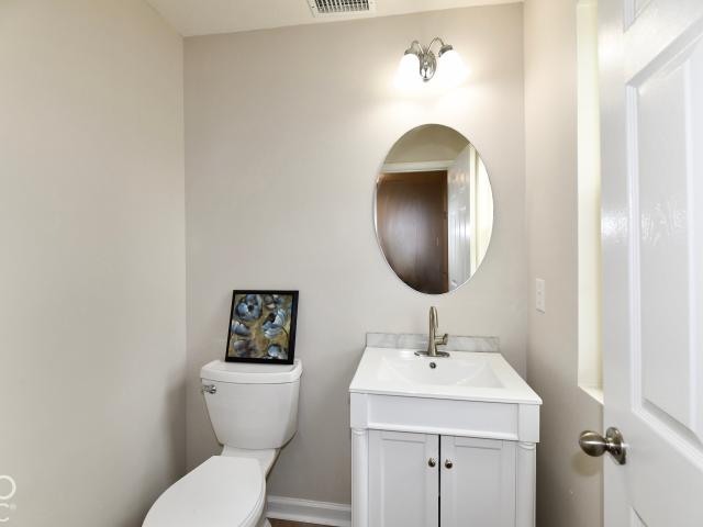 6116 Pebblebrooke