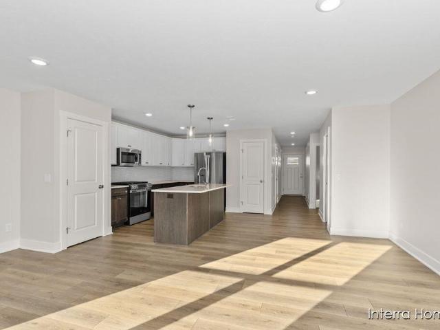 6118 Burgess Drive # 11