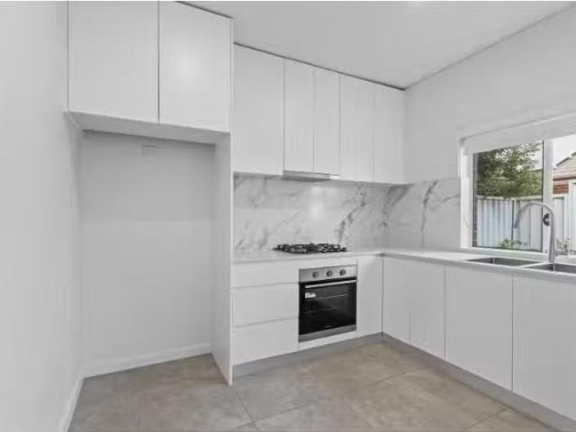 6/118 Centenary Road, South Wentworthville Townhouse for rent.