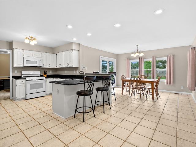 6118 Sablewood Circle