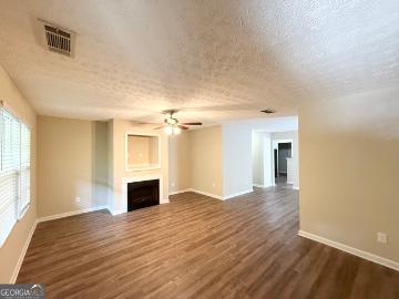6113 Lynxs Circle SW