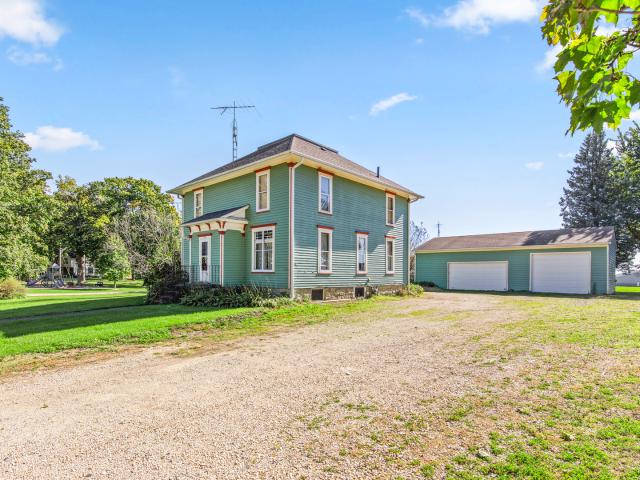 611 Chicago Road