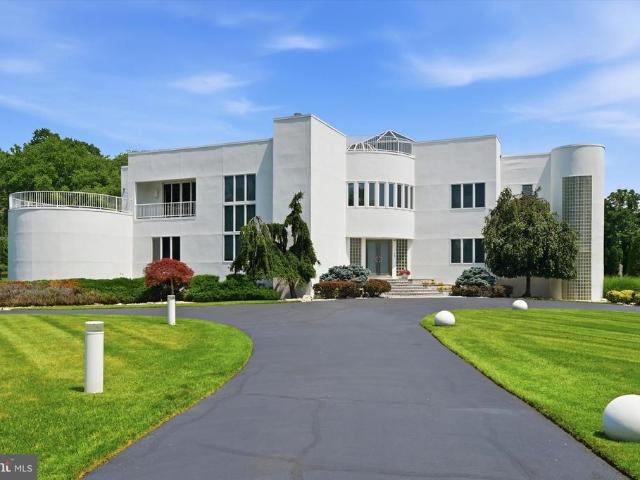 611 Creek Lane