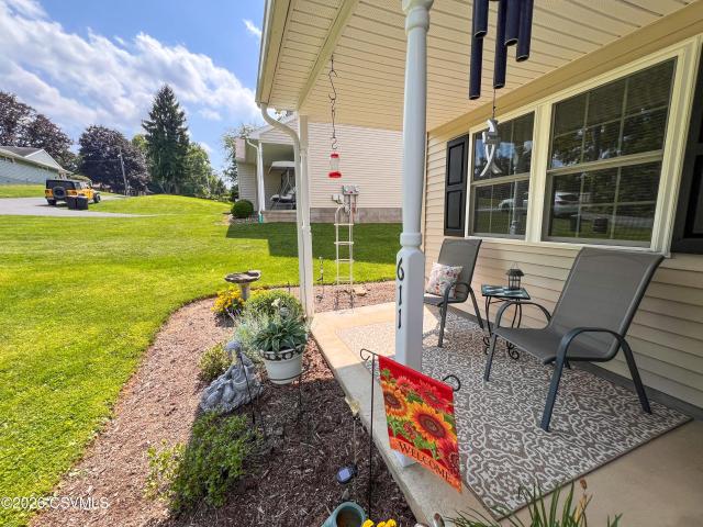 611 DILL Avenue